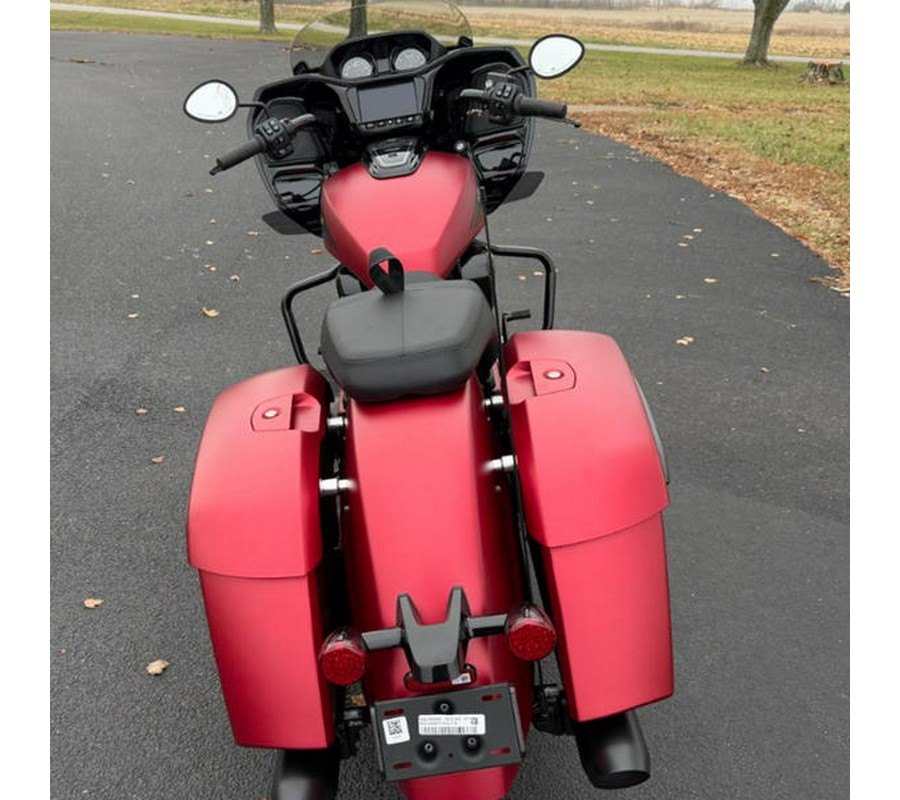 2026 Indian Motorcycle® Challenger® Dark Horse® Sunset Red Smoke