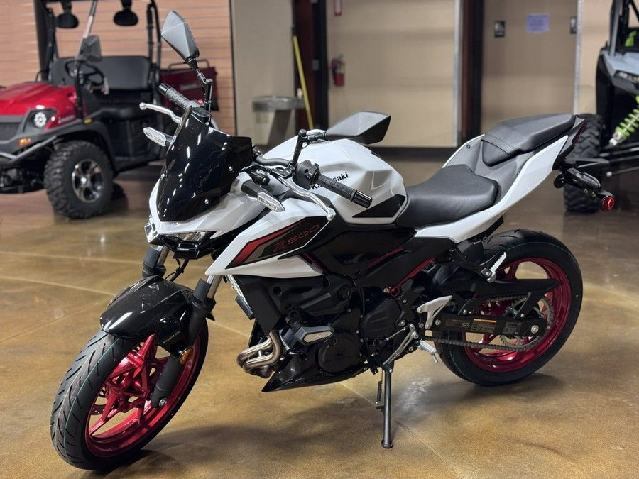 2026 Kawasaki Z500 SE ABS