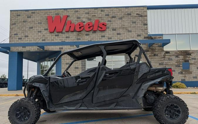 2022 Can-Am® Commander MAX DPS