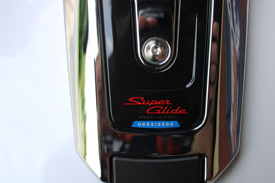 2026 Harley-Davidson® Super Glide® White Onyx Pearl