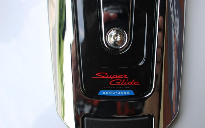 2026 Harley-Davidson® Super Glide® White Onyx Pearl