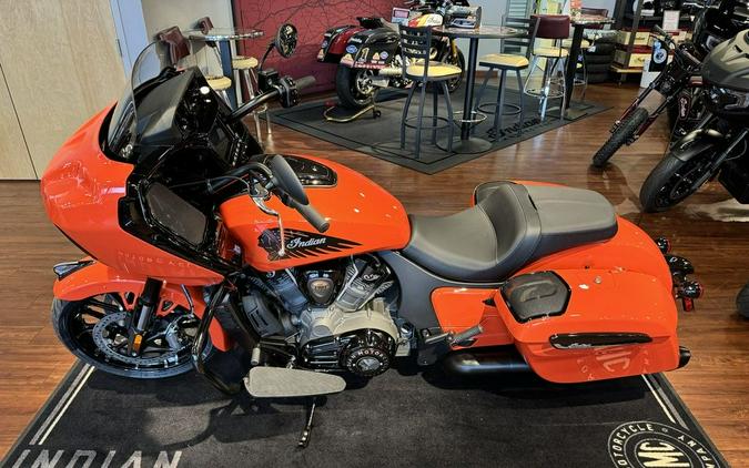 2024 Indian Motorcycle® Challenger® Dark Horse® Icon Sunset Orange