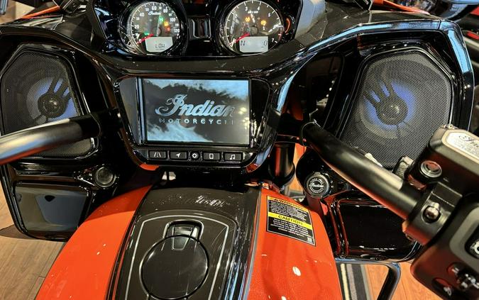 2024 Indian Motorcycle® Challenger® Dark Horse® Icon Sunset Orange