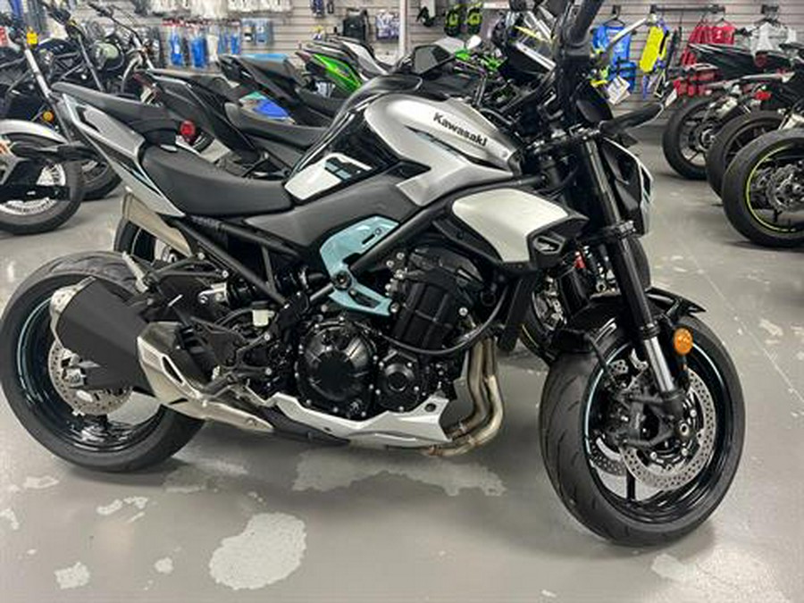 2025 Kawasaki Z900 ABS