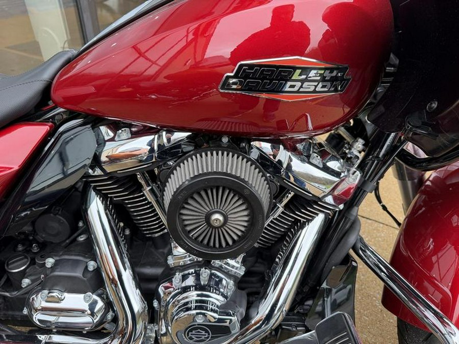 2025 Harley-Davidson® FLTRX - Road Glide®