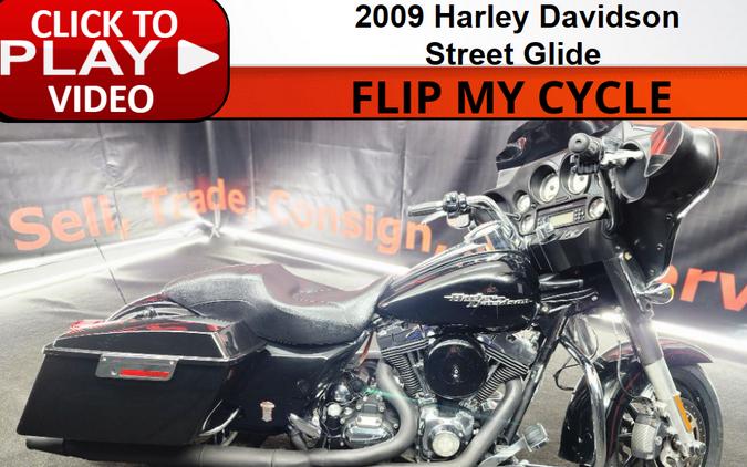 2009 Harley-Davidson® FLHX