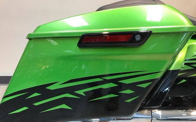 2018 Harley-Davidson Road Glide #Custom Green FLTRX