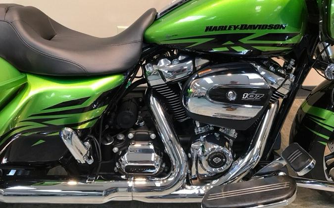 2018 Harley-Davidson Road Glide #Custom Green FLTRX