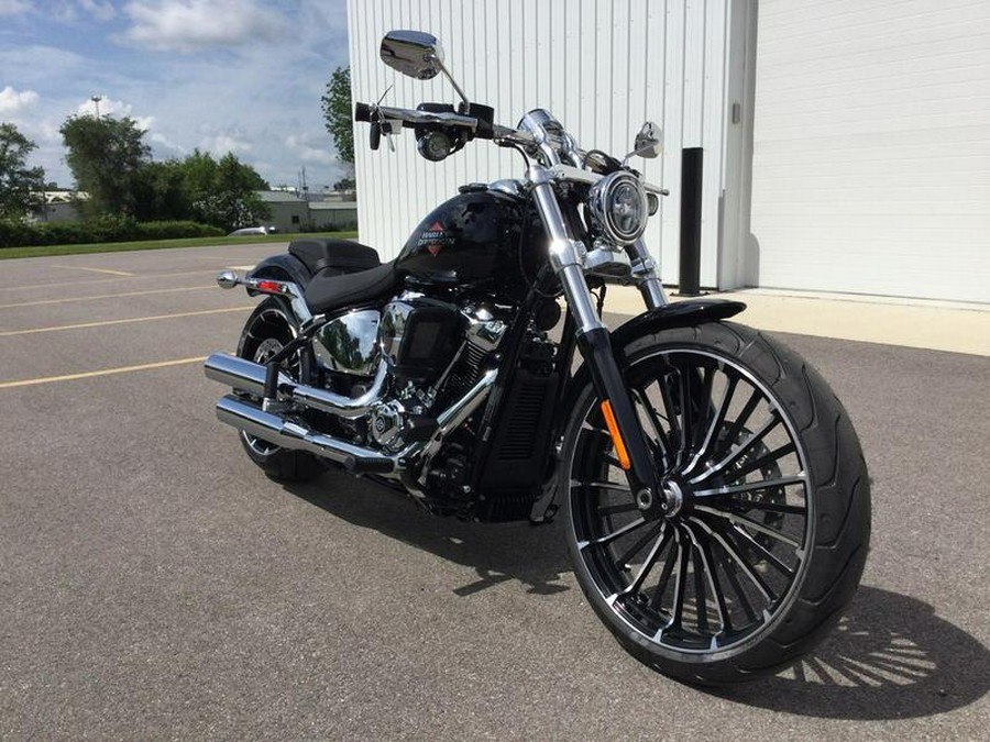 2025 Harley-Davidson® FXBR - Breakout®