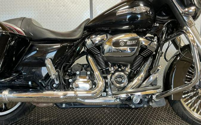 2022 Harley-Davidson Street Glide Base