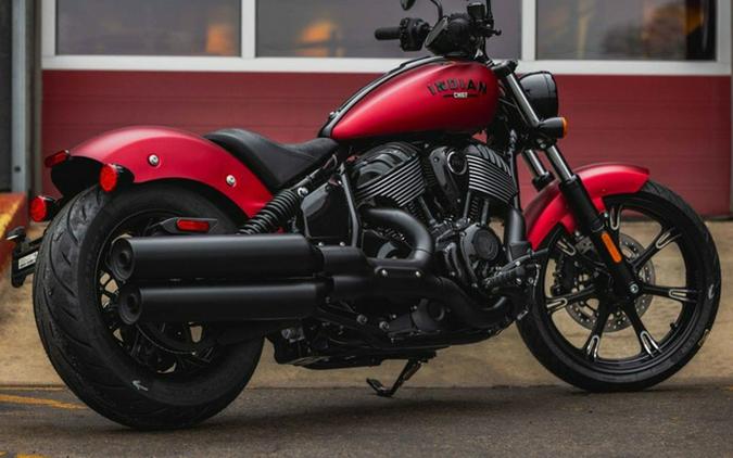 2025 Indian Chief Dark Horse Sunset Red Smoke