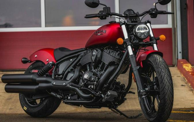 2025 Indian Chief Dark Horse Sunset Red Smoke