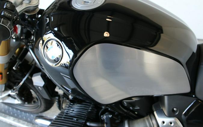 2024 BMW Motorrad R 12 nineT Blackstorm Metallic