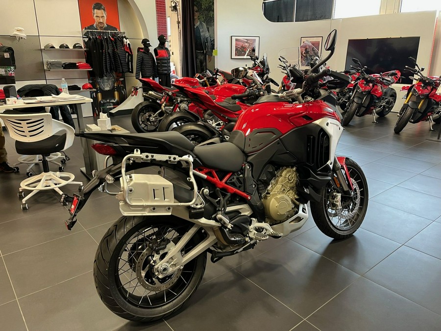 2025 Ducati Multistrada V4 Rally