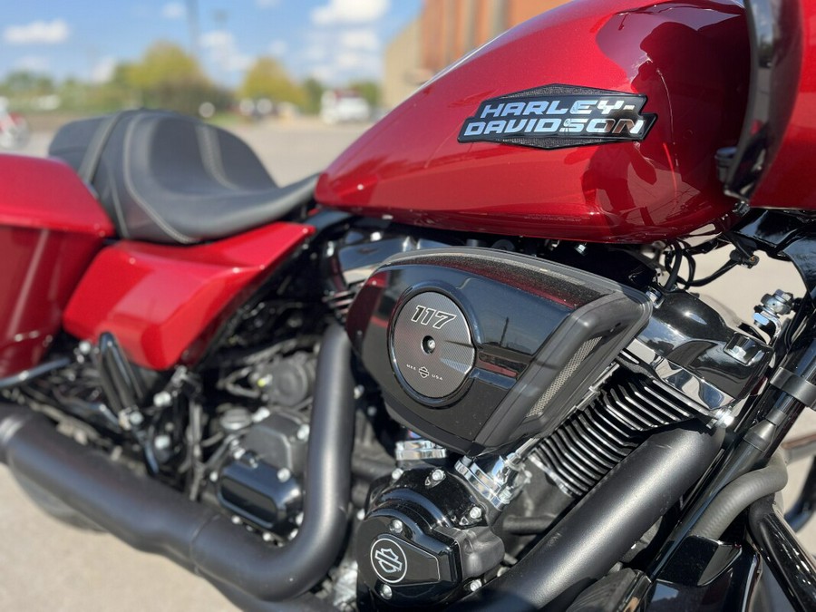 2025 Harley-Davidson® Road Glide® FLTRX Brilliant Red