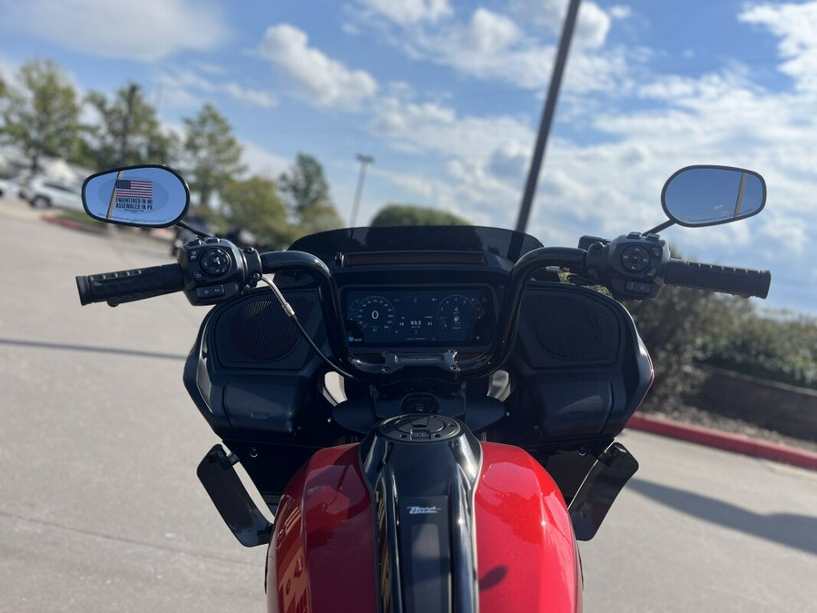 2025 Harley-Davidson® Road Glide® FLTRX Brilliant Red