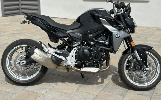 2020 BMW F 900 R Black Storm Metallic