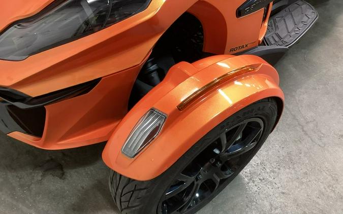 2019 Can-Am® Spyder® RT Limited Dark