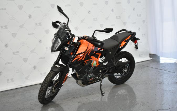 2024 KTM Adventure 390