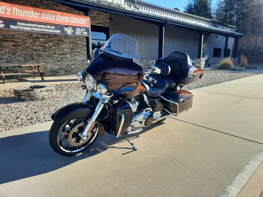 2019 Harley-Davidson® CVO™ Limited Auburn Sunglo & Black Hole with Rich Bourbon