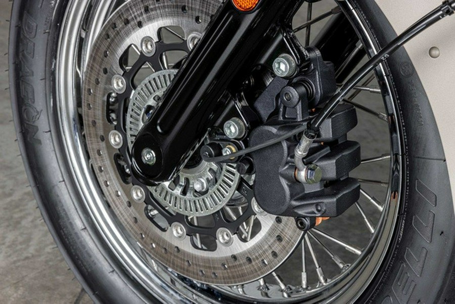 2025 Indian Scout Classic Limited Silver Quartz Smoke