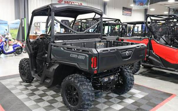 2024 Can-Am Defender XT HD7