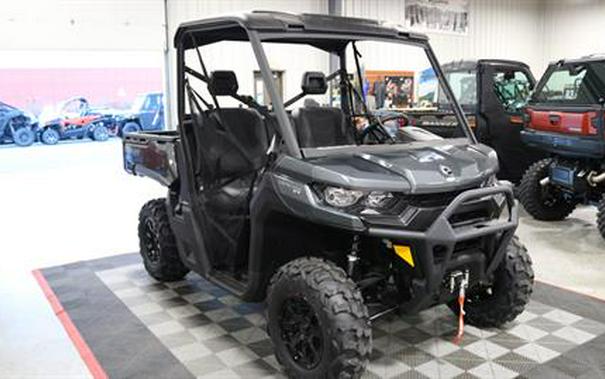 2024 Can-Am Defender XT HD7