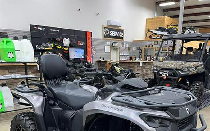 2024 Can-Am Outlander MAX XT 700