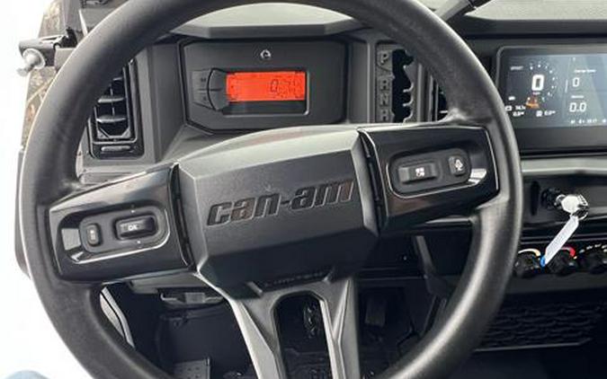 2026 Can-Am Defender MAX Limited HD11