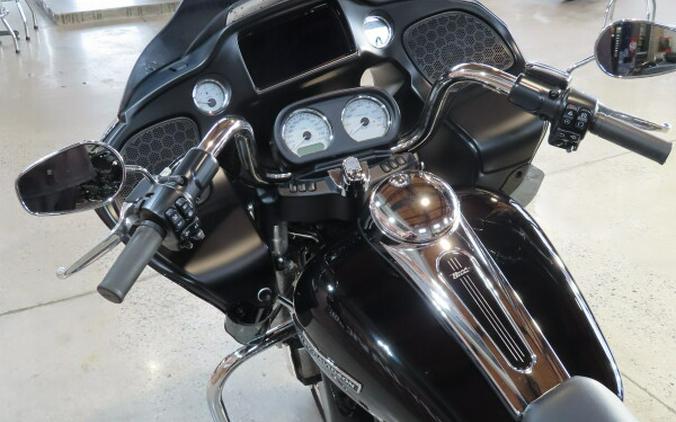 2022 Harley-Davidson® FLTRX Road Glide®