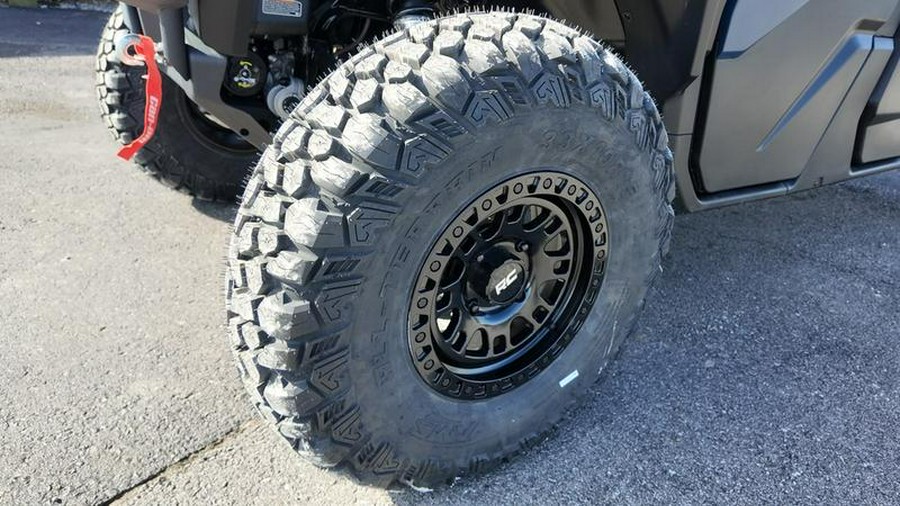 2026 Can-Am® Defender MAX XT CAB HD11 With 10.25 in.display