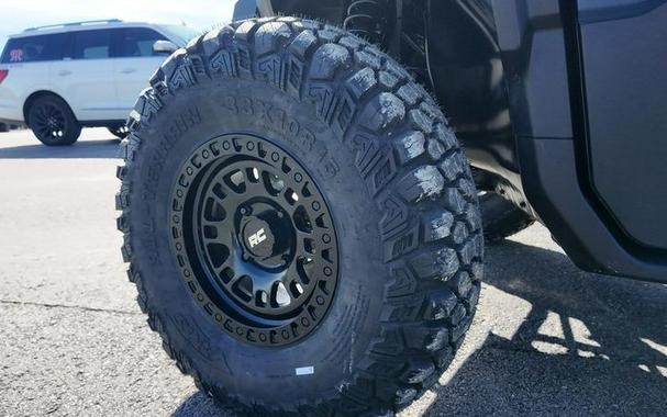 2026 Can-Am® Defender MAX XT CAB HD11 With 10.25 in.display