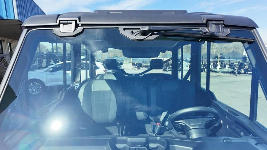 2026 Can-Am® Defender MAX XT CAB HD11 With 10.25 in.display