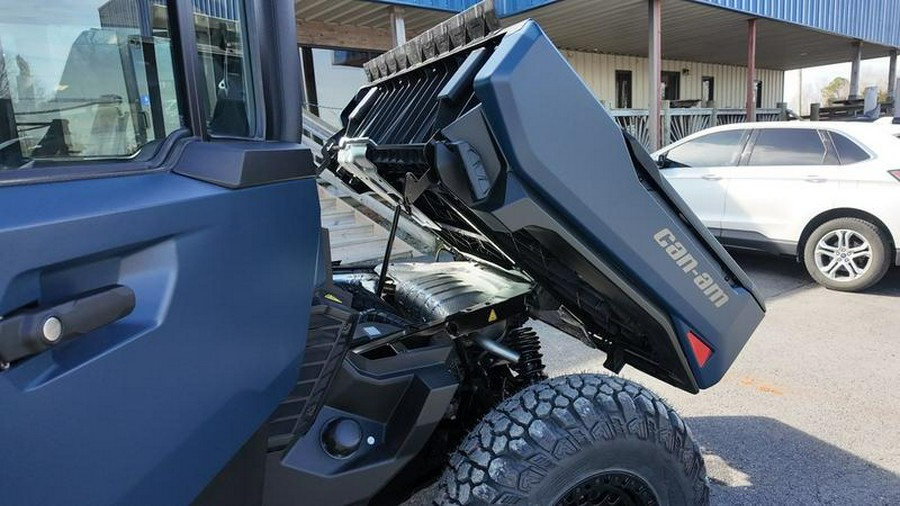 2026 Can-Am® Defender MAX XT CAB HD11 With 10.25 in.display