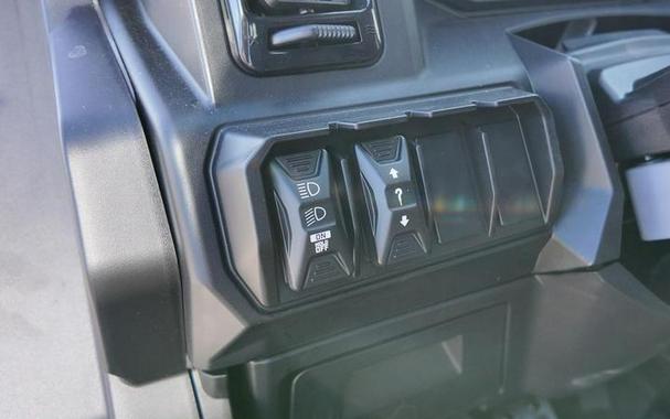 2026 Can-Am® Defender MAX XT CAB HD11 With 10.25 in.display