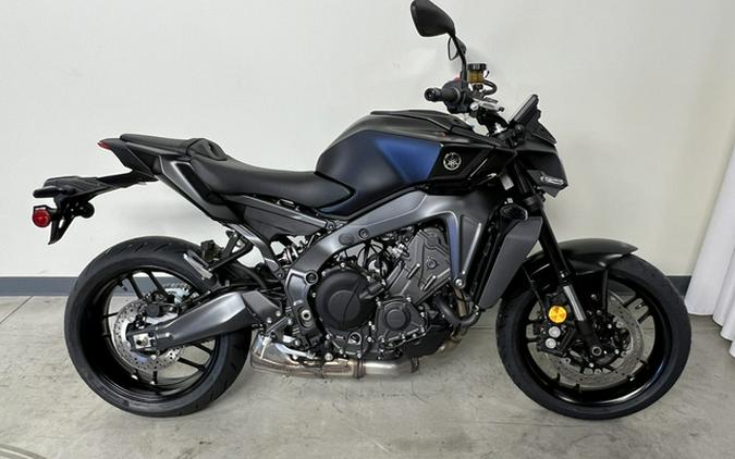 2025 Yamaha MT-09 (MT09SB)