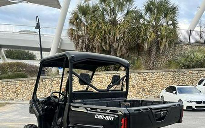 2021 Can-Am® Defender XT HD10