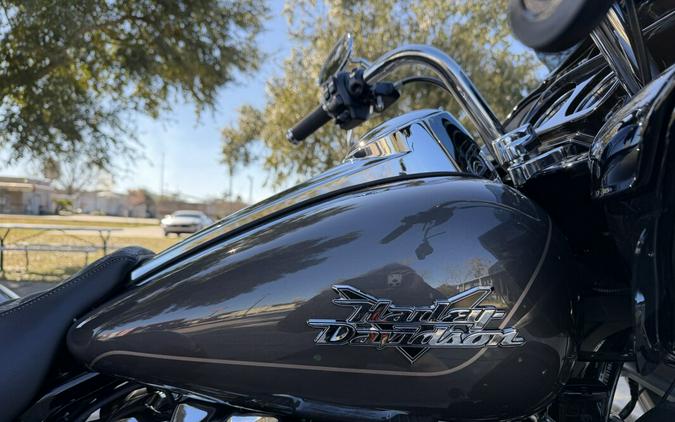 FLTRT 2023 Road Glide® 3