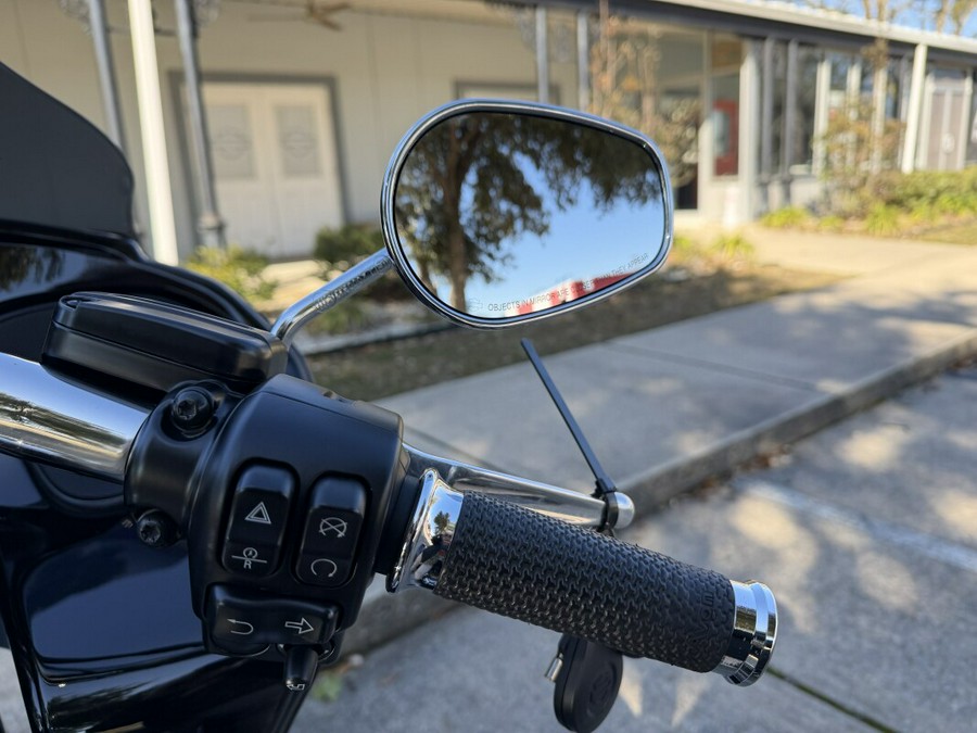 FLTRT 2023 Road Glide® 3