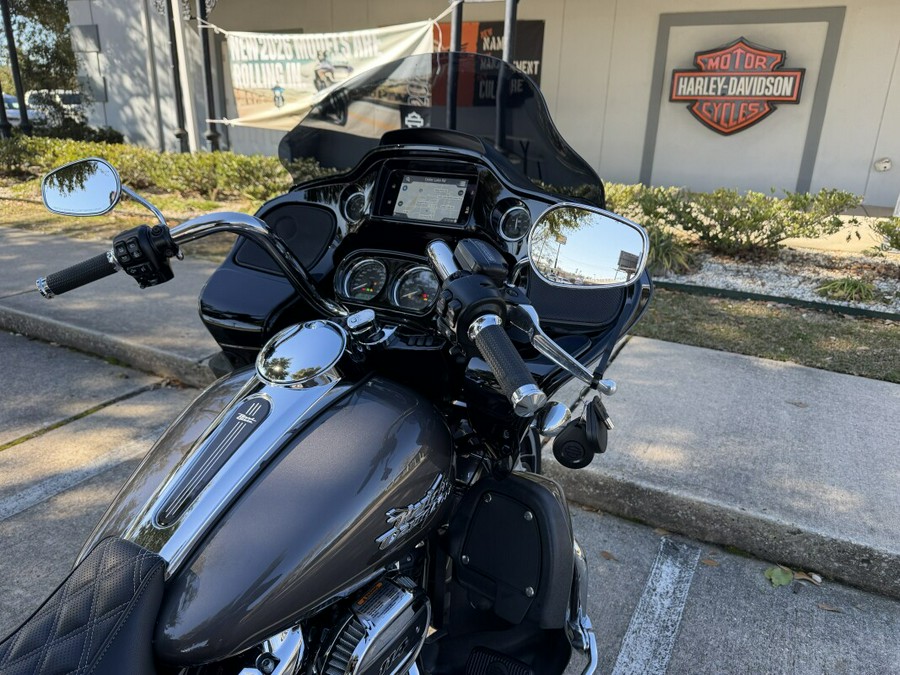 FLTRT 2023 Road Glide® 3