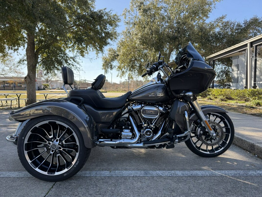 FLTRT 2023 Road Glide® 3