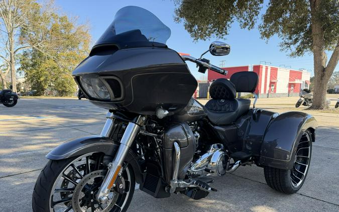 FLTRT 2023 Road Glide® 3