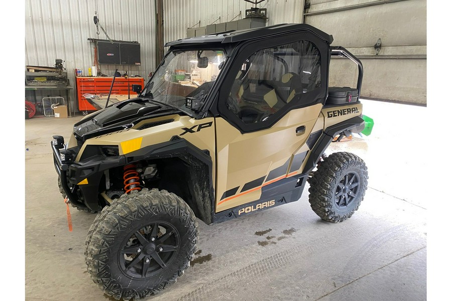 2021 Polaris Industries GENERAL XP 1000 Deluxe Ride Command Matte Military