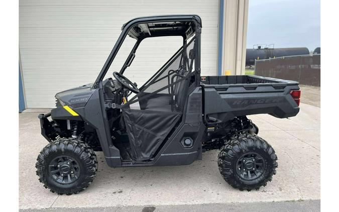 2025 Polaris RANGER 1000 PREMIUM - GRANITE GRAY EPS