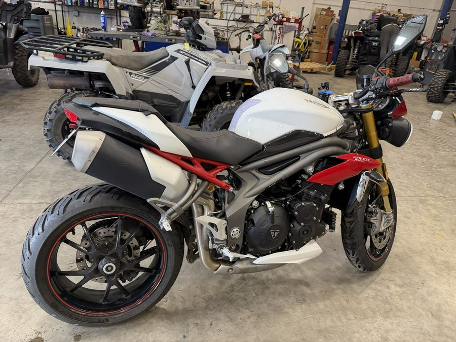 2017 Triumph Speed Triple R ABS Crystal White