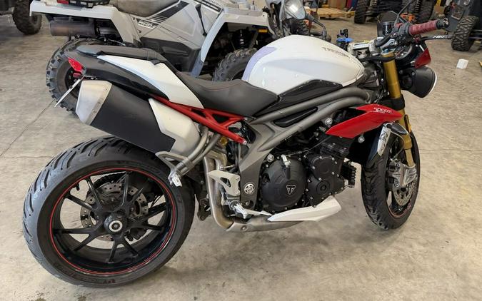 2017 Triumph Speed Triple R ABS Crystal White