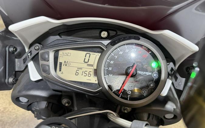 2017 Triumph Speed Triple R ABS Crystal White