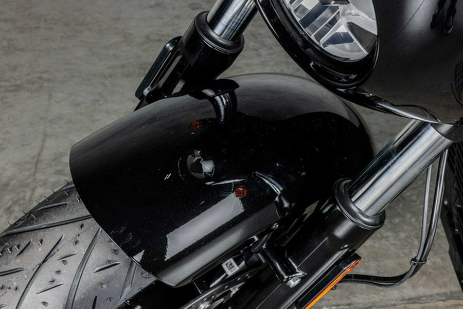 2025 Indian Sport Scout Limited +Tech Black Metallic