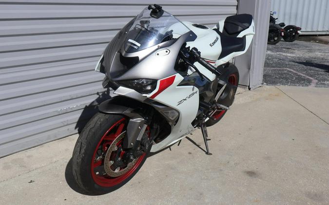2025 Kawasaki Ninja ZX-6R