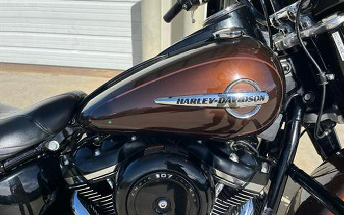 2019 Harley-Davidson Heritage Classic 107